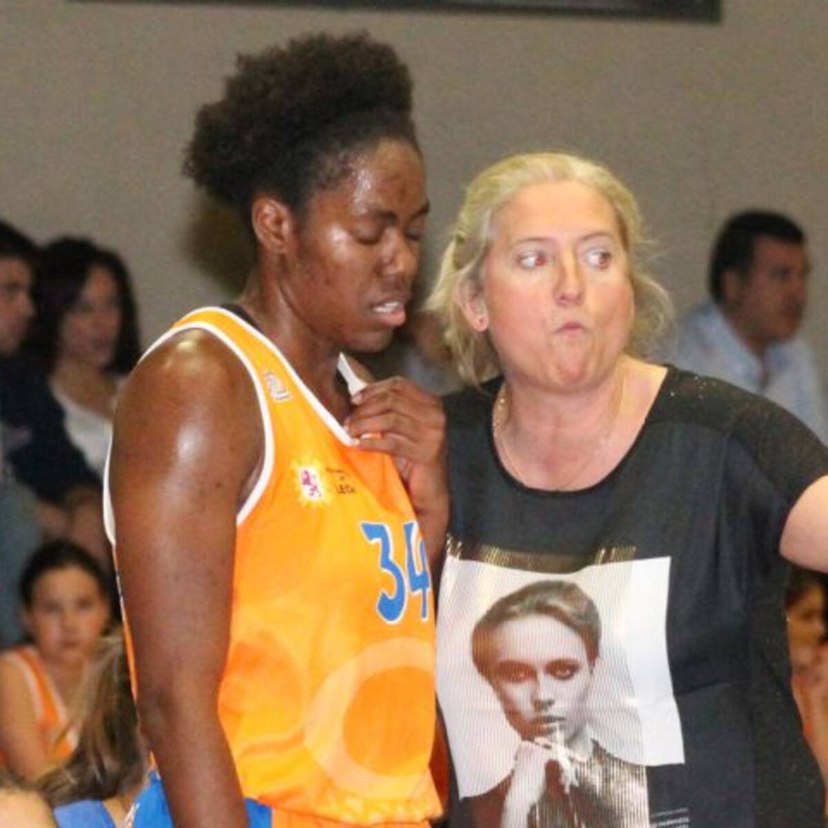 El CB Aros visita al líder