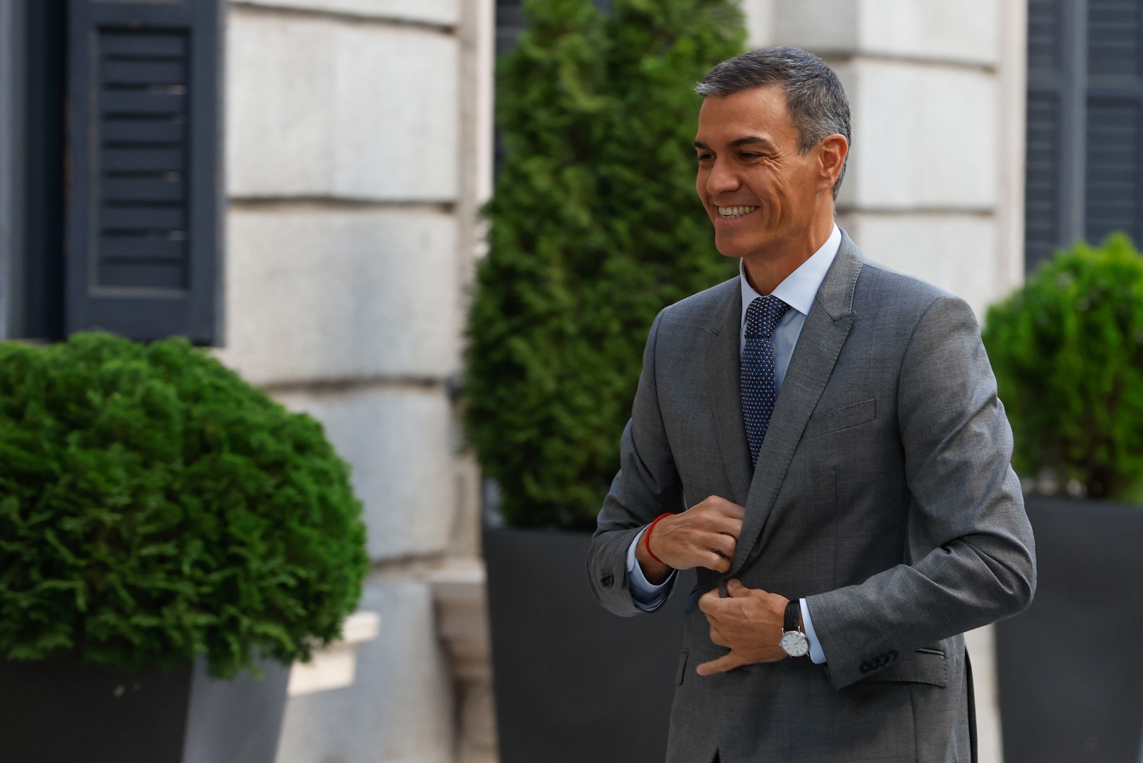 MADRID, 10/09/2025.- El presidente del Gobierno, Pedro Sánchez, a su llegada al Congreso de los Diputados en Madrid, este miércoles, para asistir a la primera sesión de control del nuevo período de sesiones. EFE/ J.J. Guillen