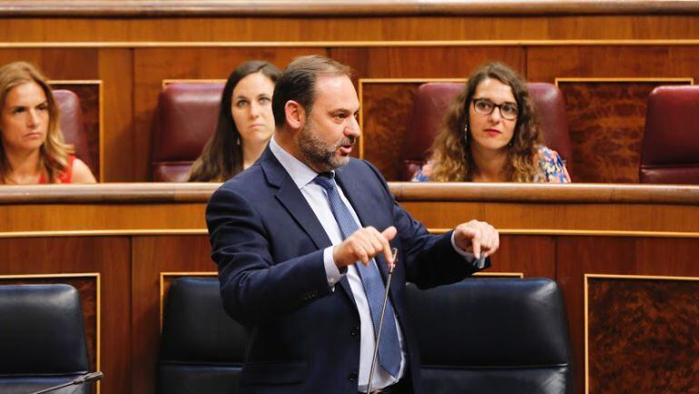 José Luis Ábalos, ayer en el Congreso.