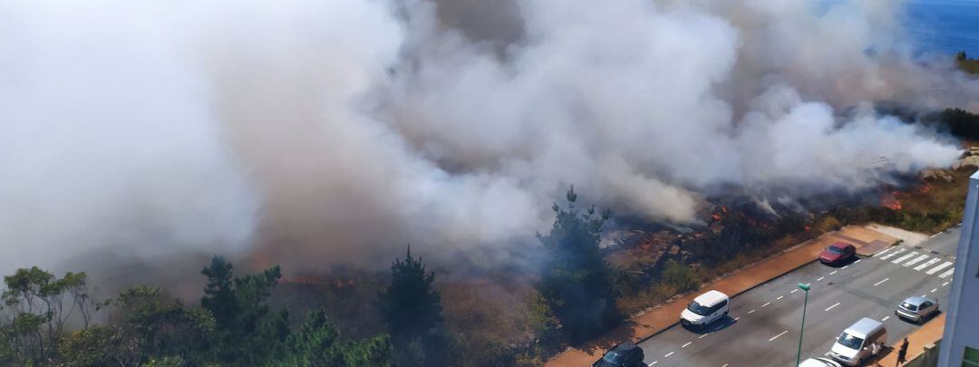 Incendio en O Portiño, A Coruña