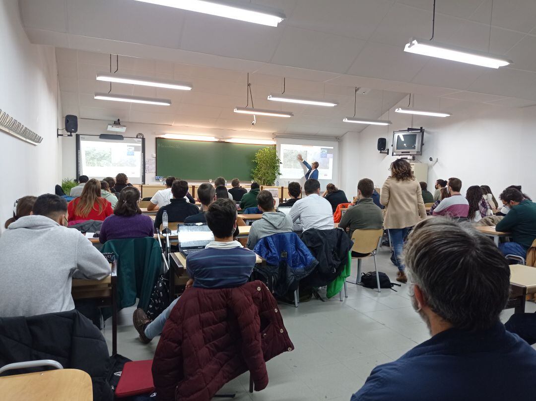 Jornada que se desarrolla en la ETSIIA