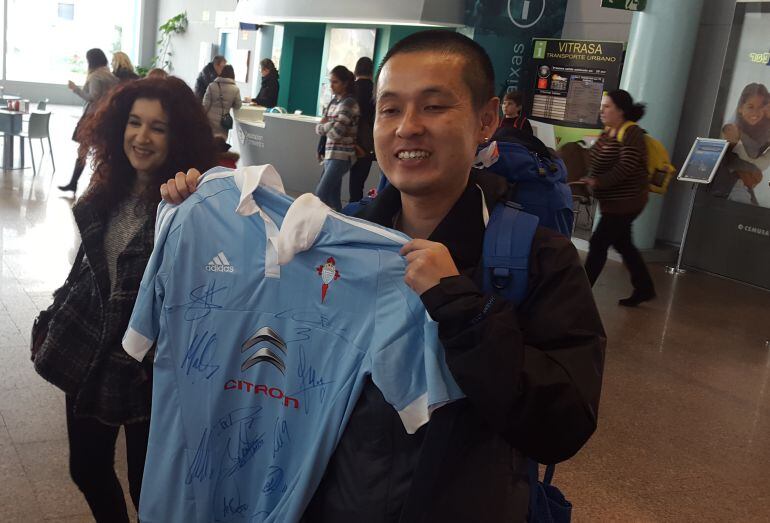 Tosinho se declara fan de Mazinho