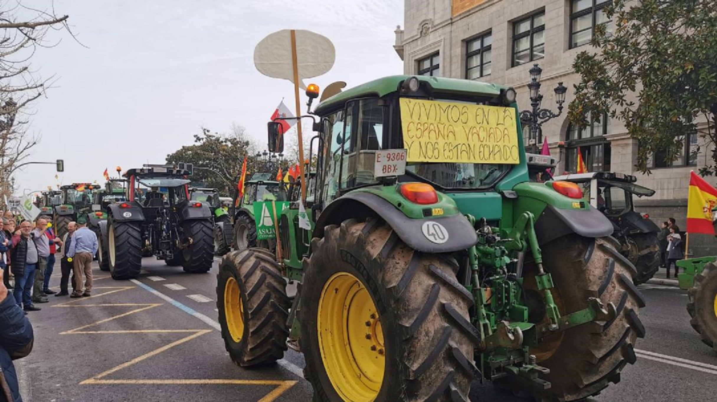 Protestas del sector ganadero en Santander