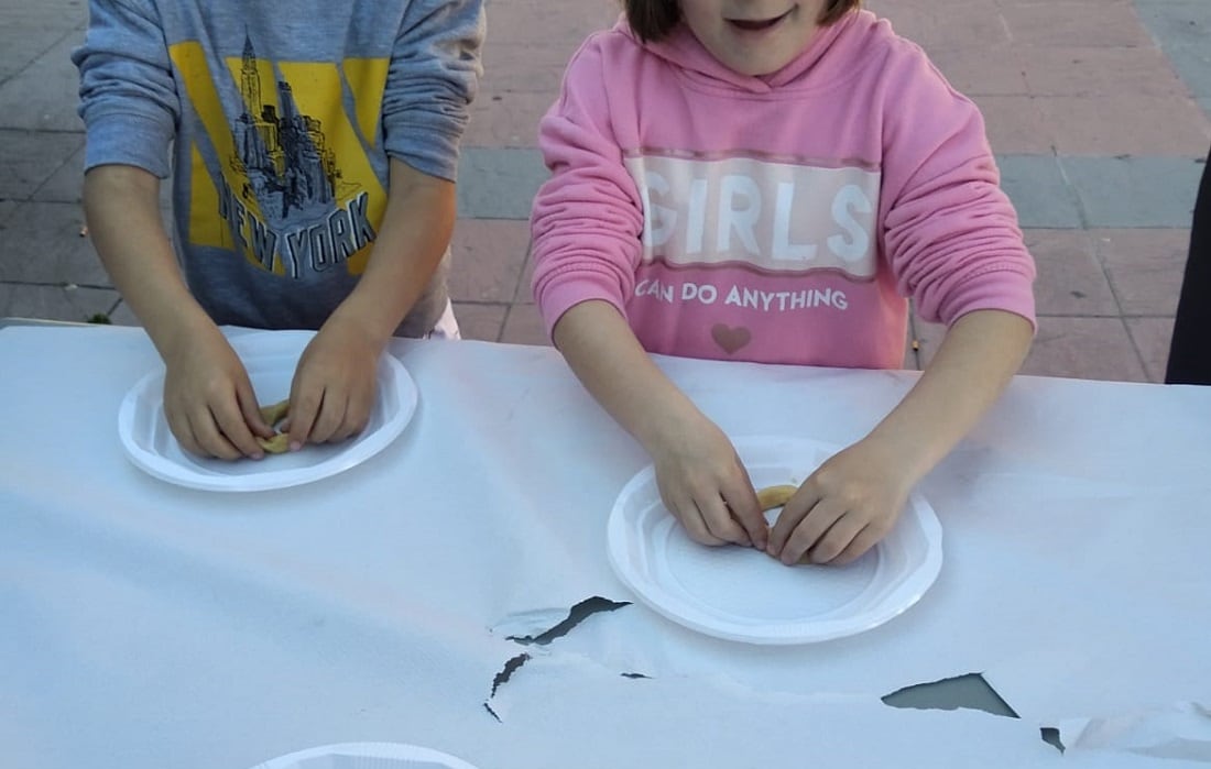 Taller infantil de roscos y pestiños en Monachil