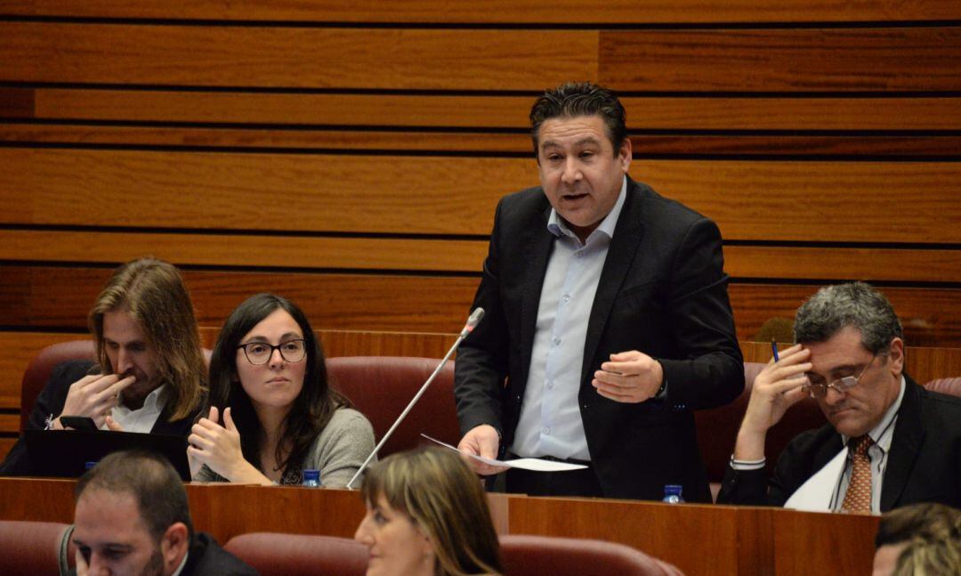 Luis Mariano Santos, durante una intervención en las Cortes antes de la crisis del Covid