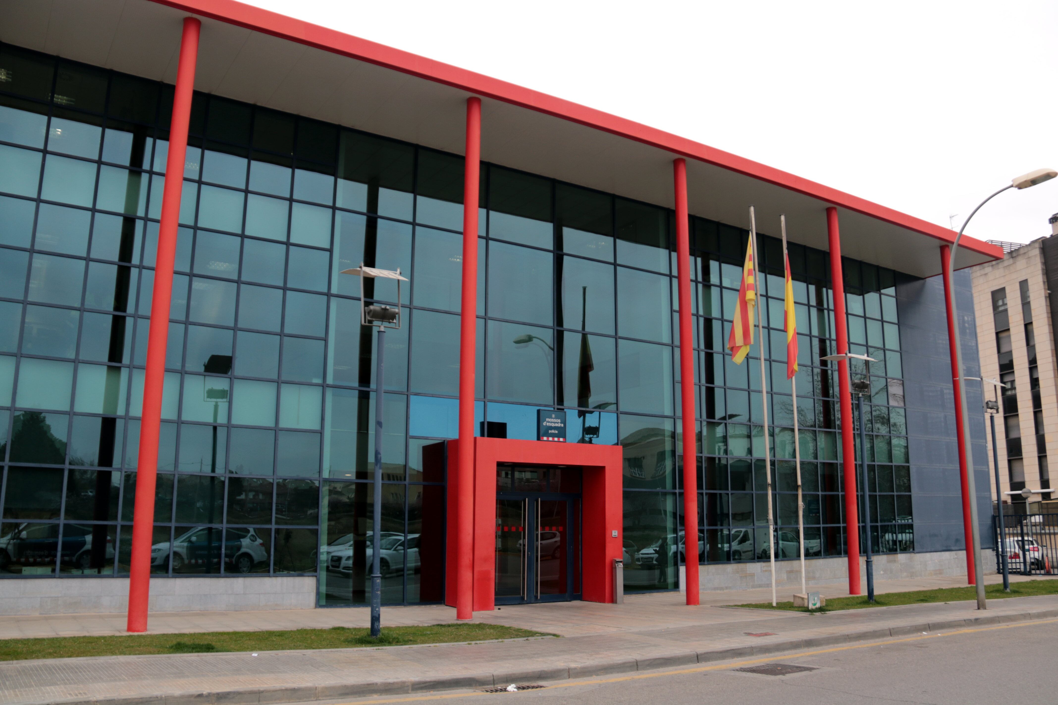 Exterior de la comisaría de los Mossos d'Esquadra en Lleida
