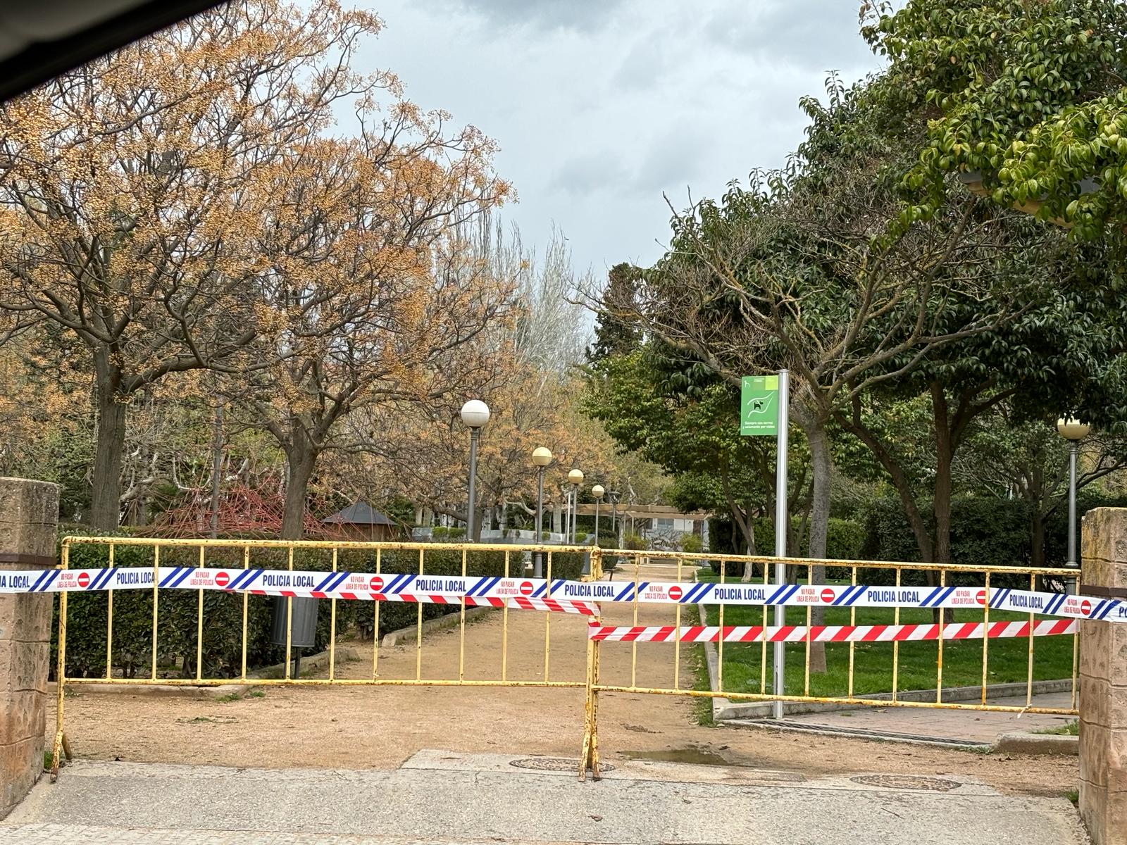 El parque Miguel Servet, cerrado