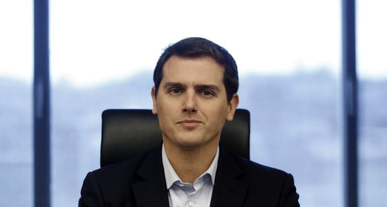 El presidente de Ciudadanos, Albert Rivera, durante la reunión del grupo parlamentario de Ciudadanos en el Congreso de los Diputados