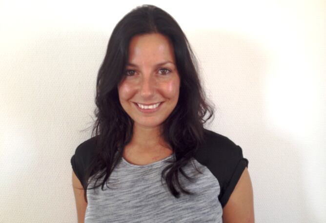 Vicky Pulgarín, ganadora de la segunda edición de MasterChef, en los pasillos de la Cadena SER.