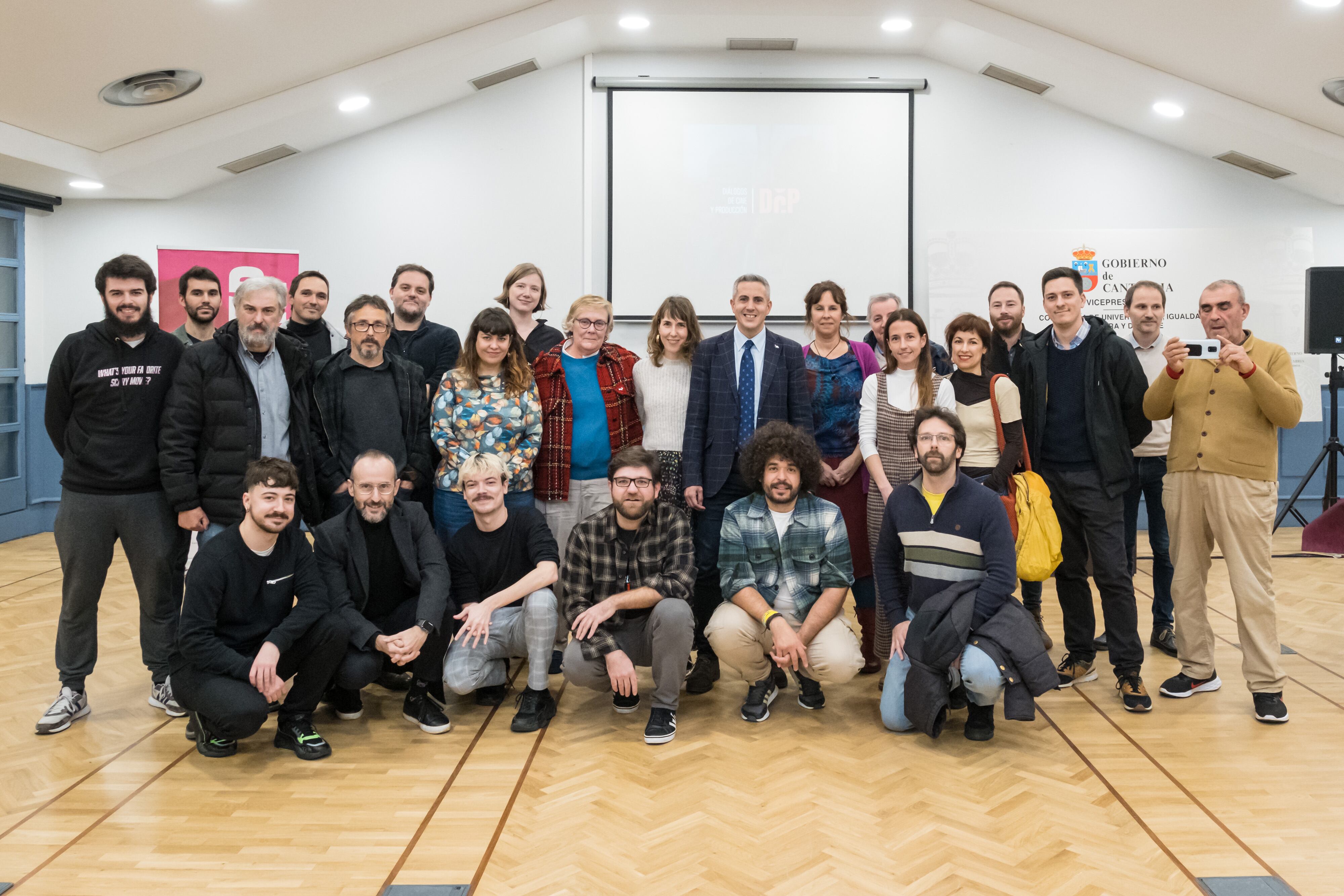 El vicepresidente y consejero de Universidades, Igualdad, Cultura y Deporte, Pablo Zuloaga, participa en el acto de ‘Balance del año para el sector audiovisual cántabro: próximas acciones y retos futuros’.