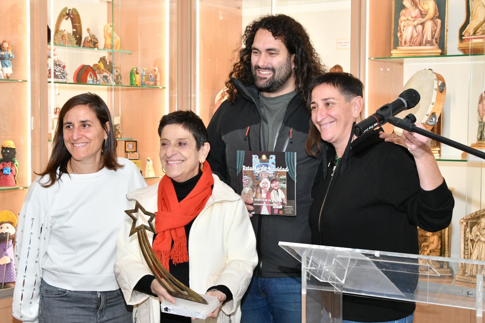 Los Titiriteros de Binéfar, homenajeados en la inauguración del Belén Monumental de Monzón
