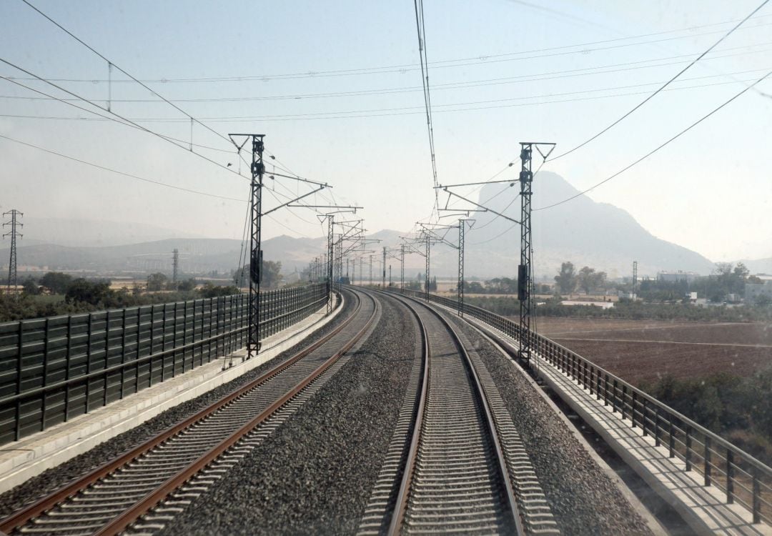 Vías de Alta Velocidad de Adif AV