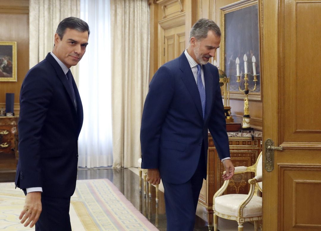 Pedro Sánchez y el rey Felipe VI