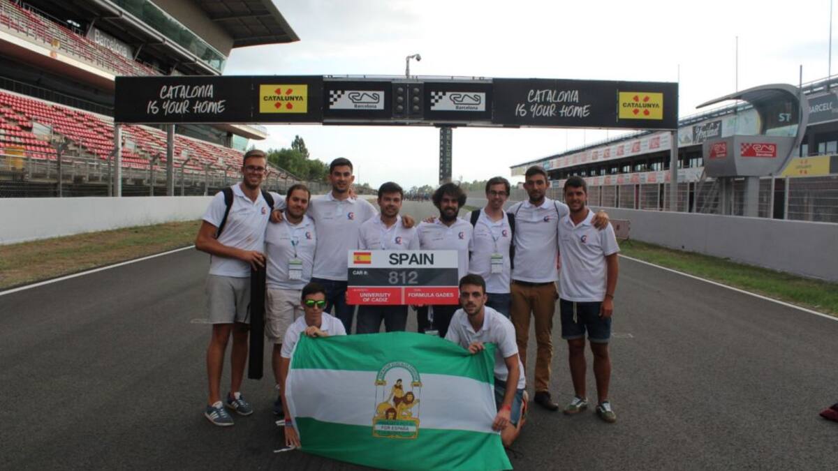 Un monoplaza hecho por alumnos de la UCA competirá en Montmeló con vehículos de 50 países