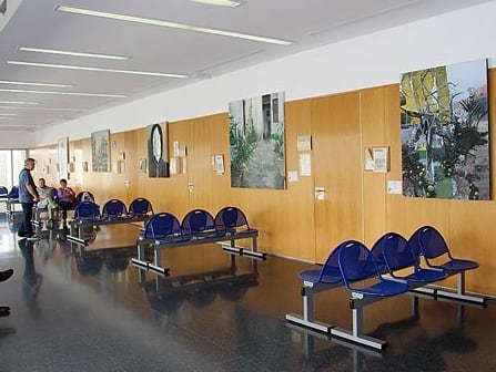 Interior del centro de salud de Álora (Málaga)