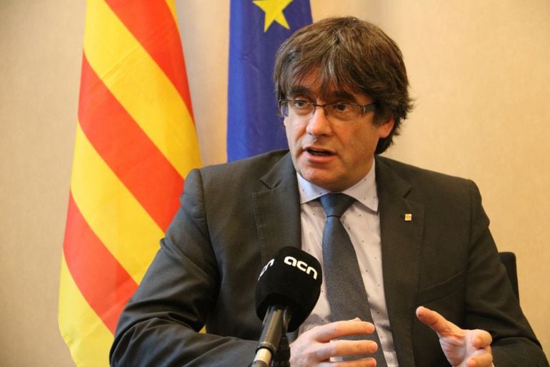 El expresident Carles Puigdemont durante la entrevista a la ACN