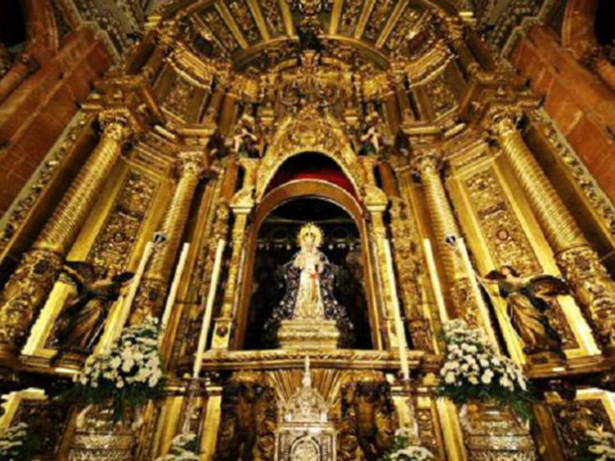 La Macarena, en la antigua hornacina de Pérez Calvo