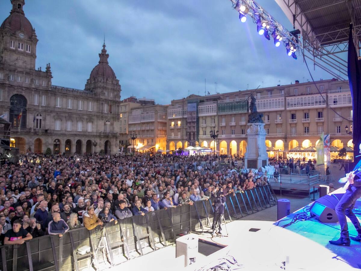 Las entidades culturales de A Coruña esperan reacción política ante los impagos en el próximo pleno municipal