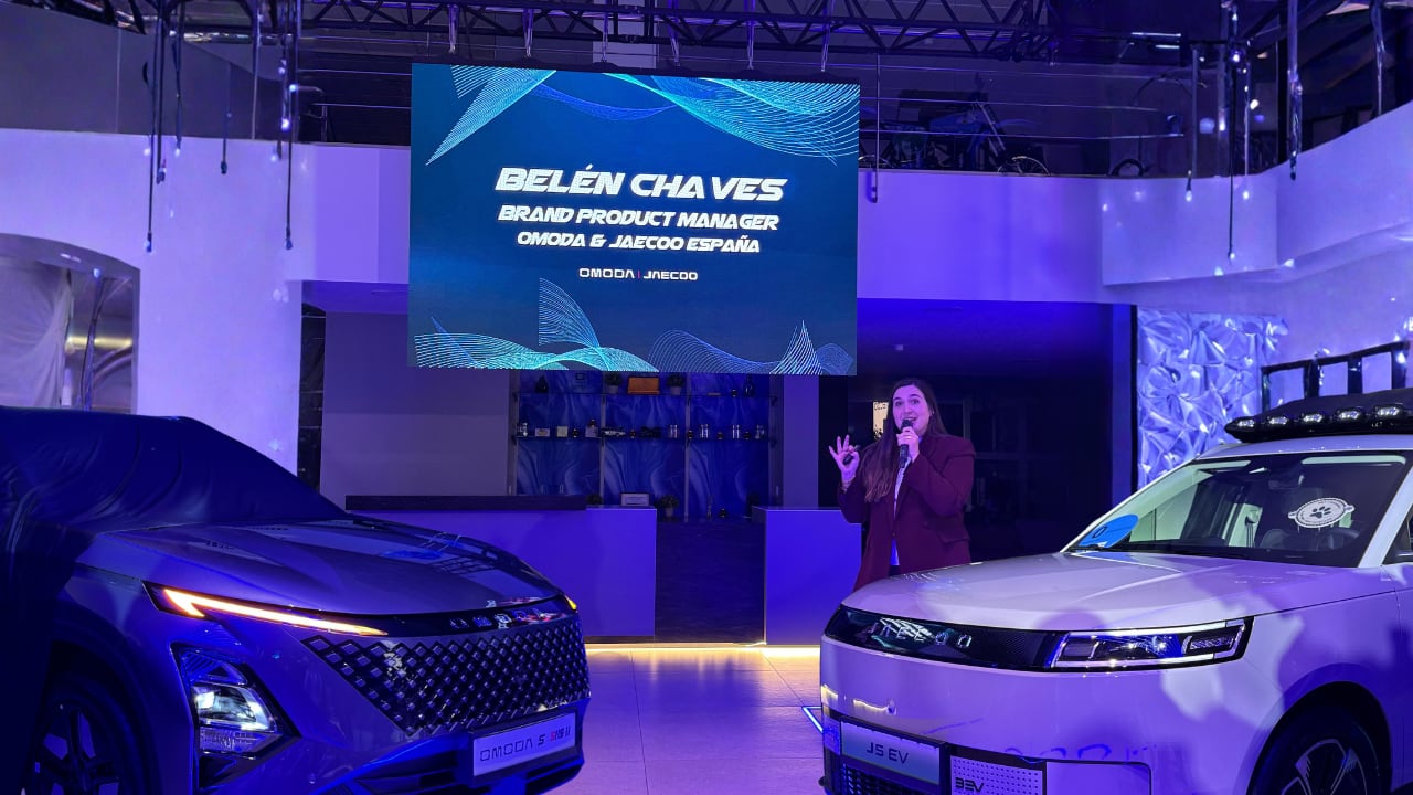 Borjamotor presenta los nuevos modelos de JAECOO 5 EV Y OMODA 5 SHS-H