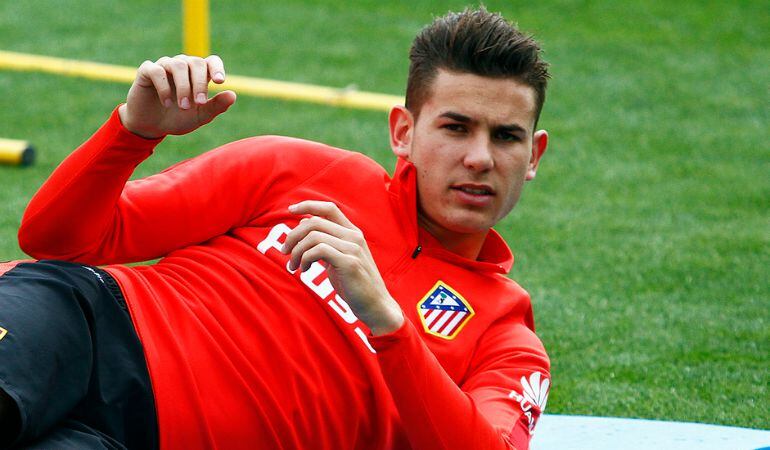 Theo Hernández en un entrenamiento del Atlético de Madrid.