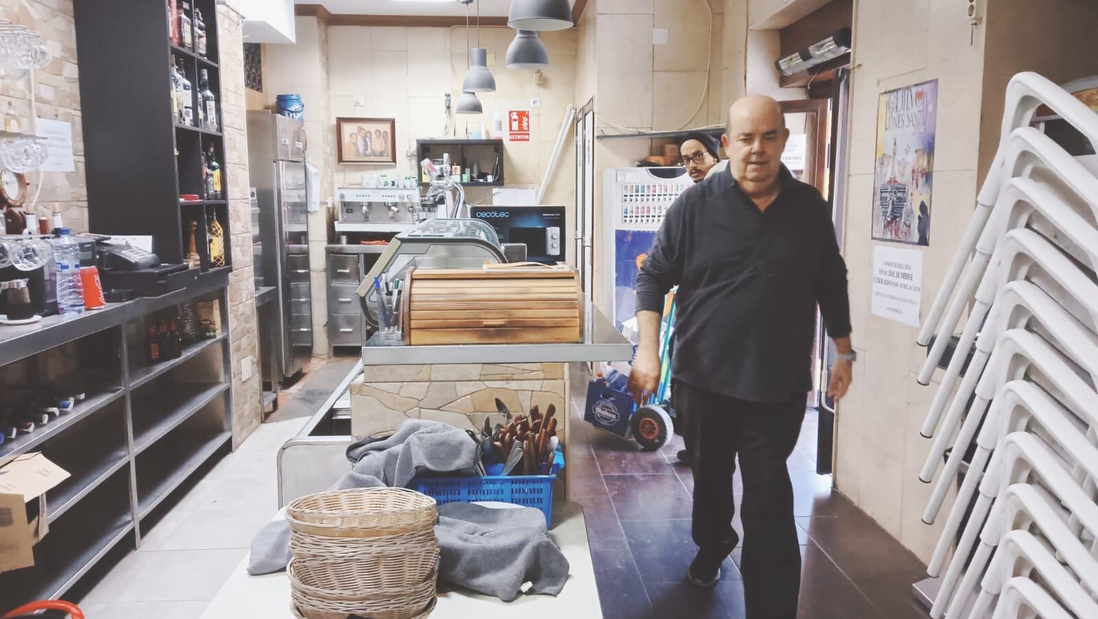 Miguel Blanca, úlltimo propietario de bar El Racimo