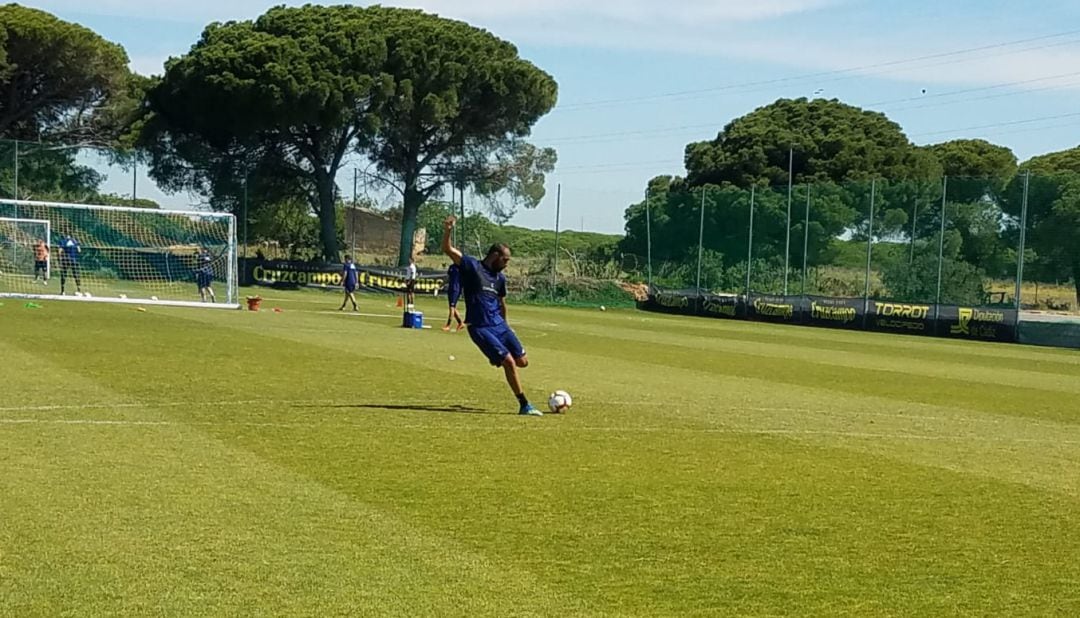 Fali en un entrenamiento en El Rosal