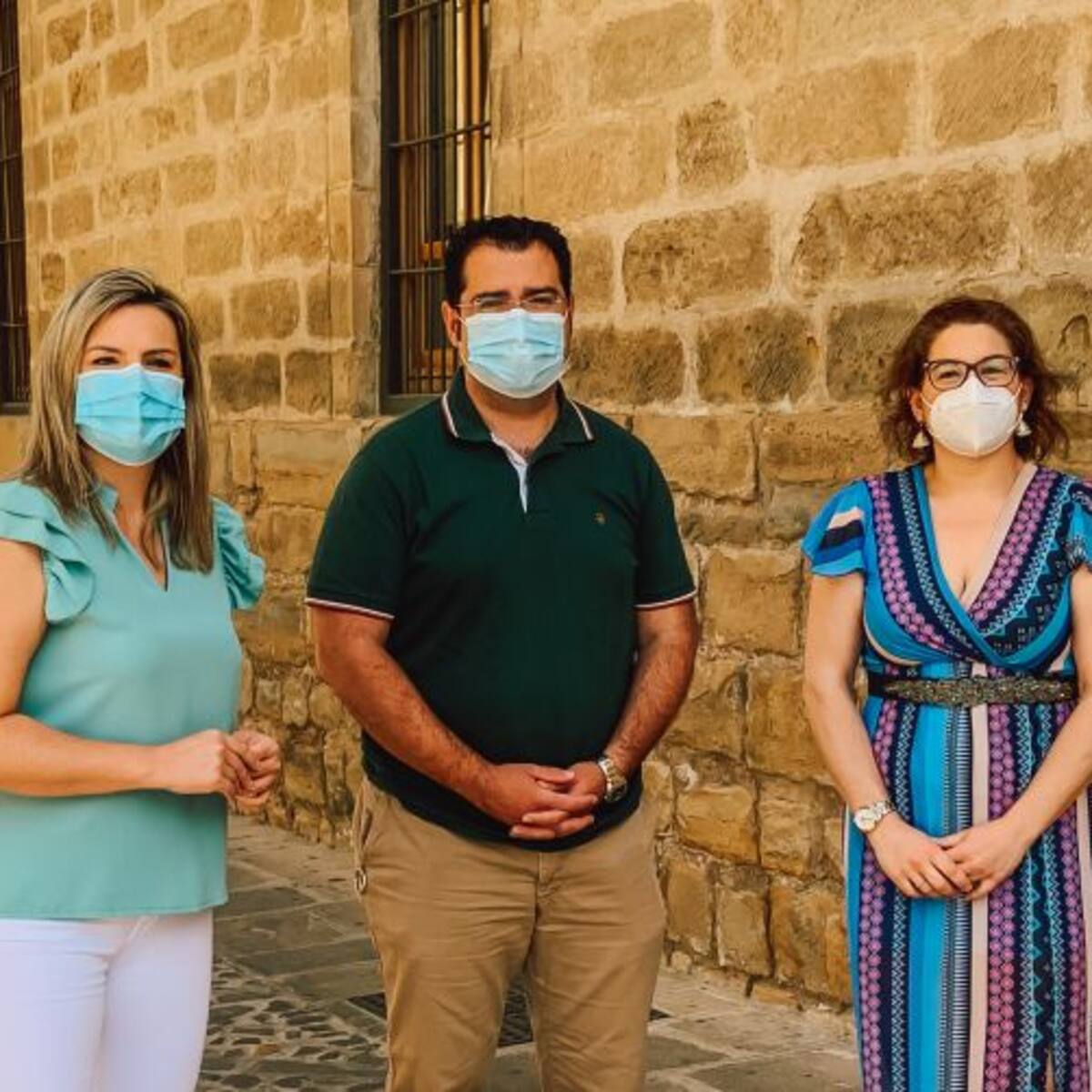Una inversión de 75.000 euros permite soterrar el cableado del centro histórico de Baeza