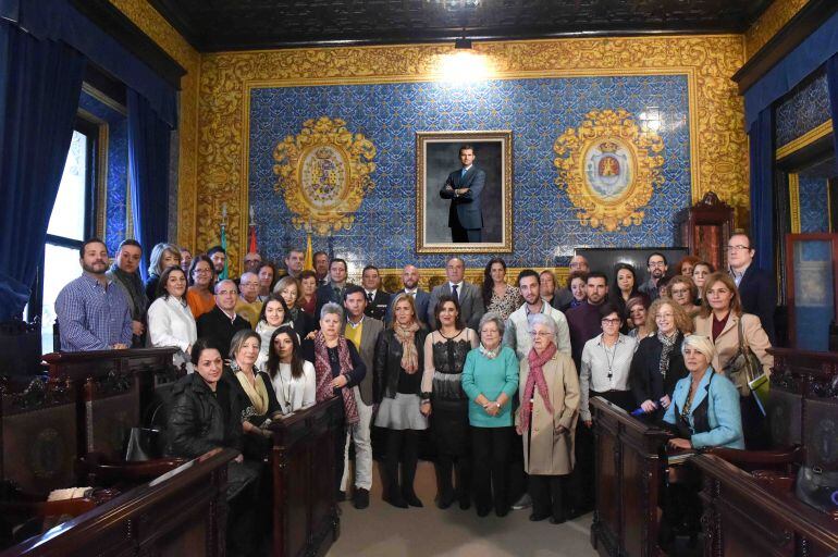 Acto contra la violencia de género en el ayuntamiento de Algeciras