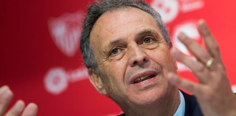 Joaquín Caparrón, en su presentación como entrenador del Sevilla