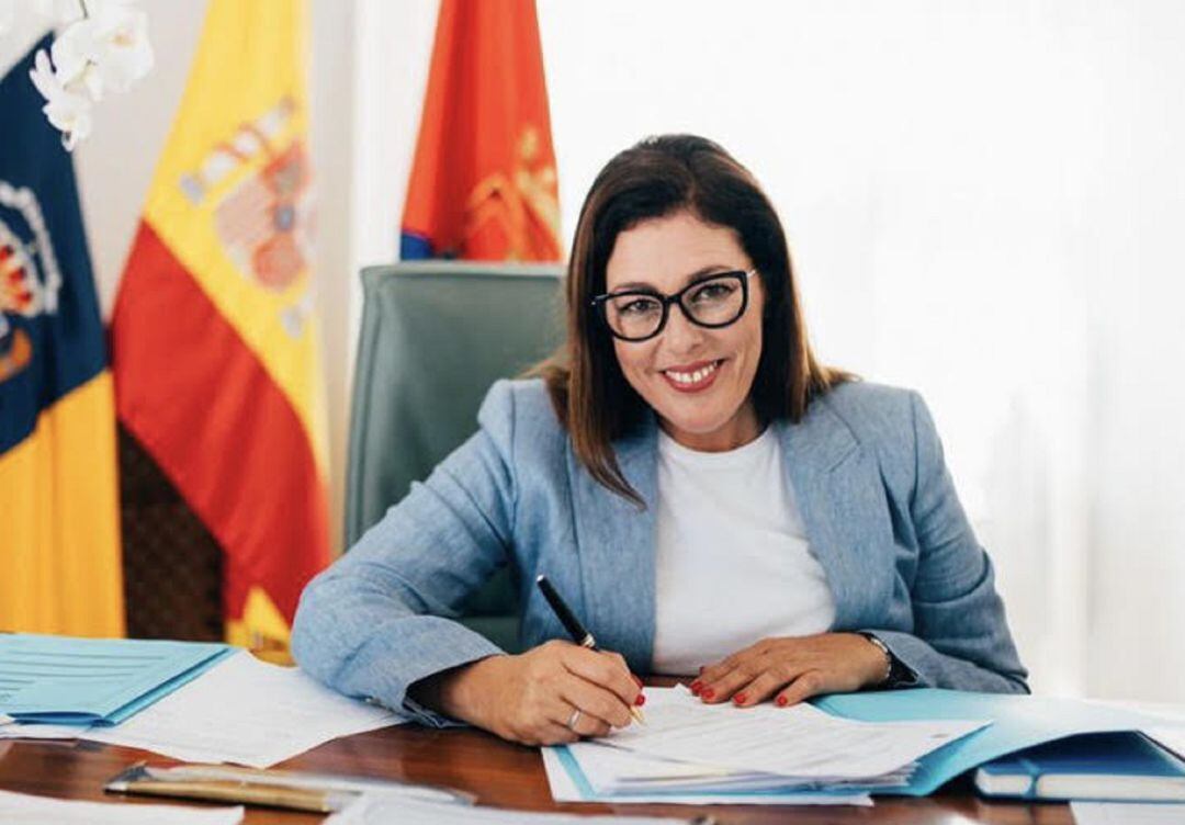 Ástrid Pérez, alcaldesa de Arrecife, parlamentaria y presidenta del Partido Popular (PP) en Lanzarote.