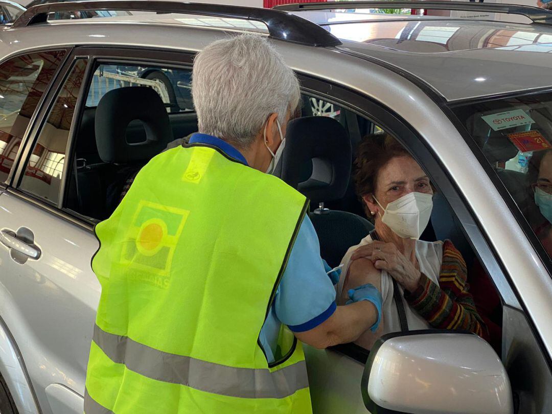 Vacunación contra la covid en las instalaciones de Fermasa (Feria de Muestras de Armilla - Granada)