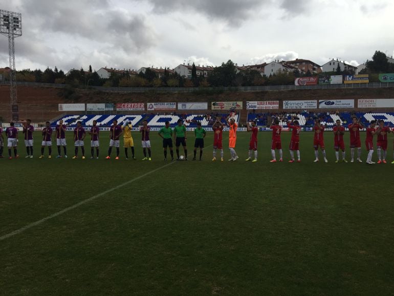 Depor y Talavera a punto de iniciar el partido 