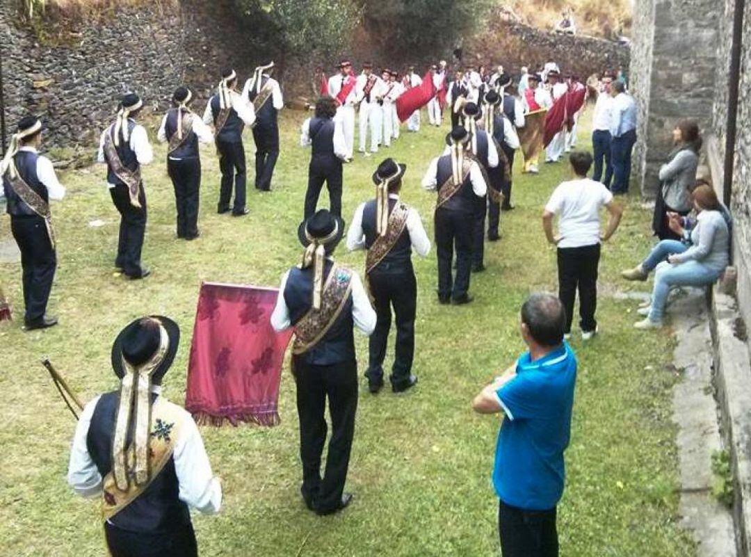 Los danzantes de Fornela