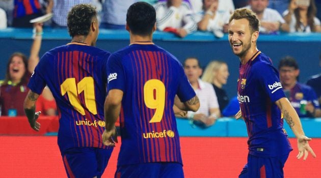 Rakitic celebra su tanto ante el Real Madrid