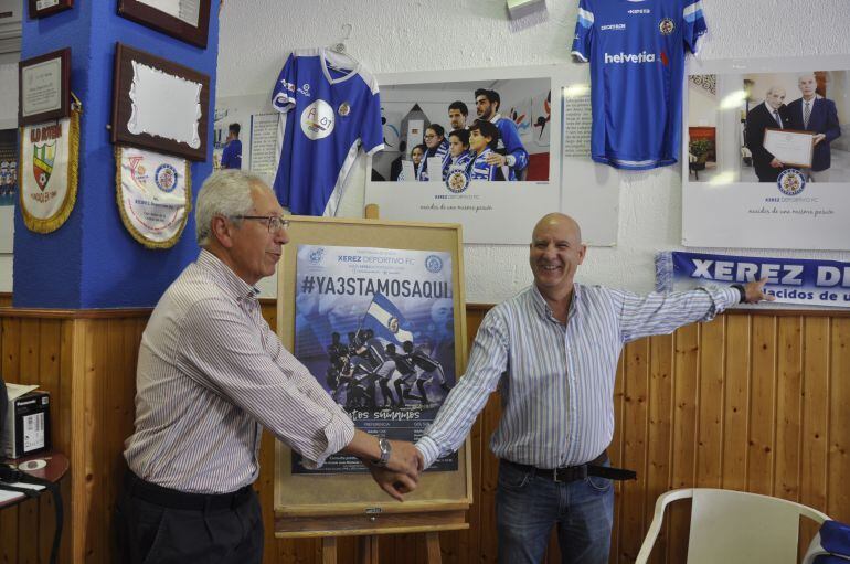 Rafael Coca junto a Juan Bellido en la presentación de la campaña
