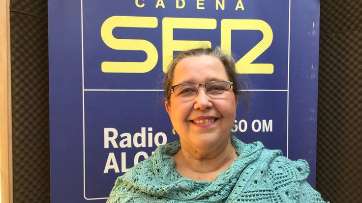 Firma Paola Tobalina, "Poeta en flor"