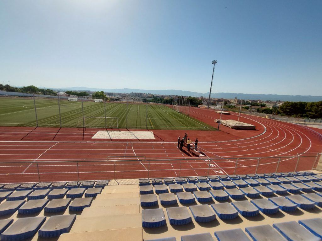 Pista de atletismo del polideportivo Manuel Ruiz en Alcantarilla