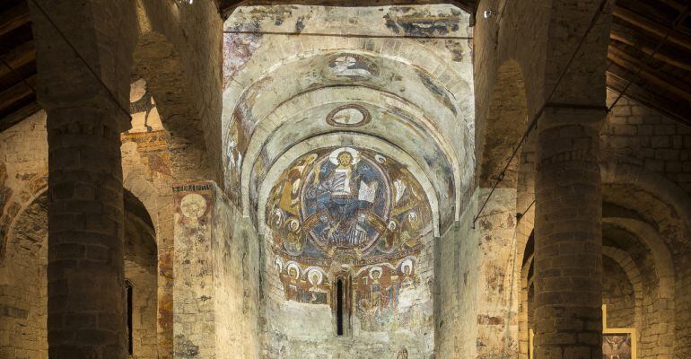 Imatge de l'interior de Sant Climent de Taüll