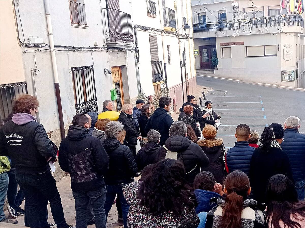 Banyeres de Mariola se concentra por la Paz en Palestina