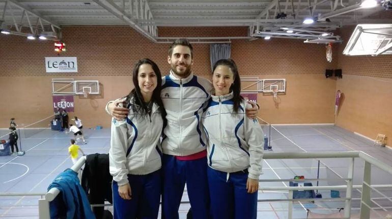 Ana Sanz, Víctor Ortega y Natalia Sanz, medallistas en León.