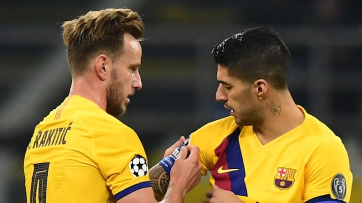 El Barcelona encarga a Koeman y Abidal hacer limpieza en el vestuario