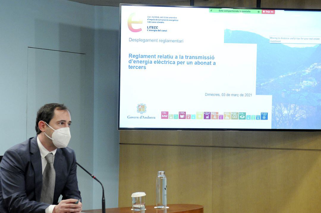 El director de l'Oficina de l'Energia i el Canvi Climàtic, Carles Miquel, en la presentació del nou reglament.