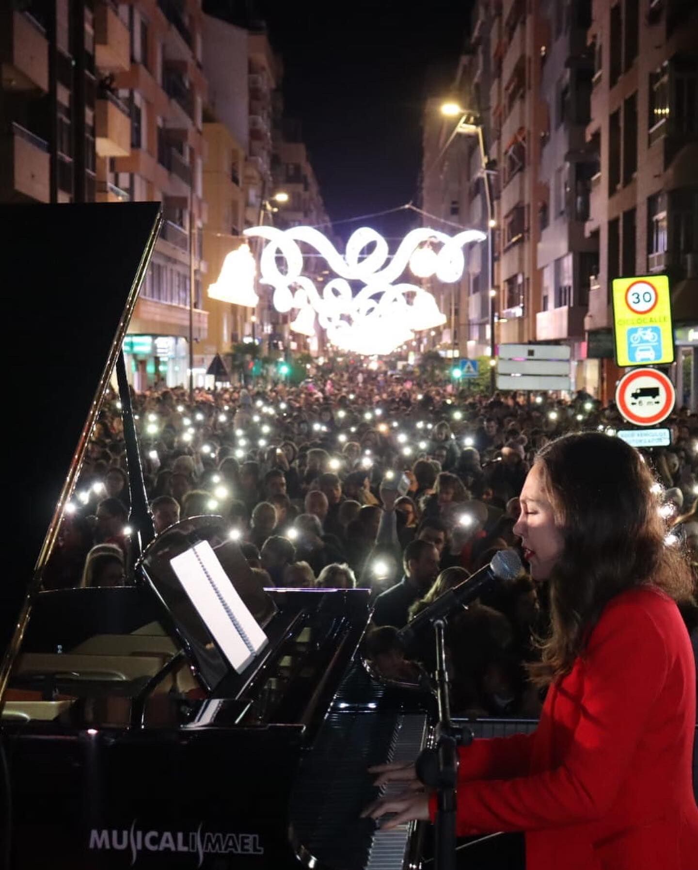 La cantante María Parrado ofreció un concierto este sábado en Lorca