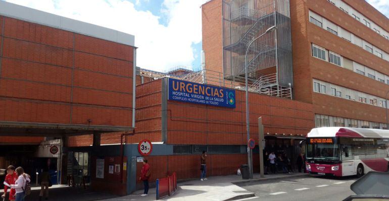 Fachada de Urgencias del Hospital Virgen de la Salud donde se encuenta Lassad