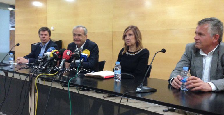 Els representants de l&#039;Ajuntament, la Generalitat i el sector privat. 