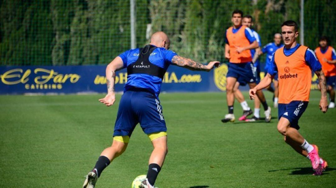 El Cádiz CF prepara su último partido de liga