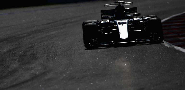 Bottas, girando en Sochi