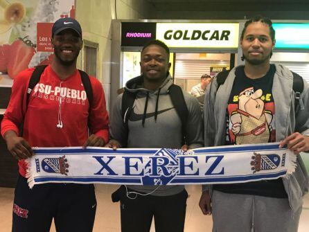 Quintin Lee (c) cuando llegó a Jerez