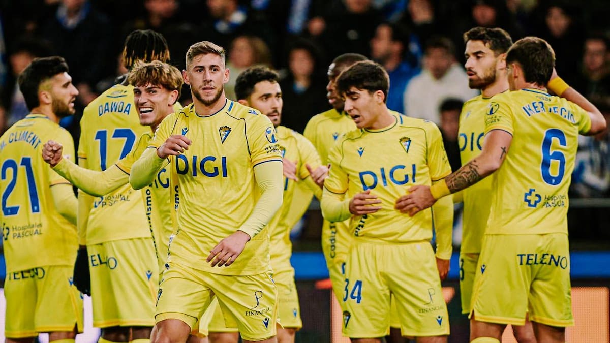 El Cádiz CF suma ante el Deportivo: Tabatadze regresa de nuevo