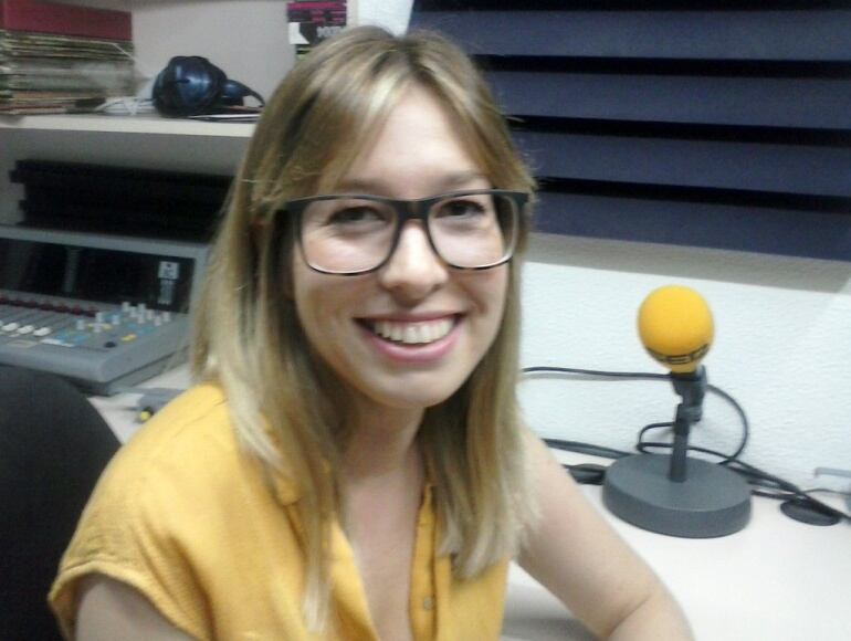 Ana Rizo, en Vinalopó Hoy por Hoy: “los pobres son más felices que los ricos”